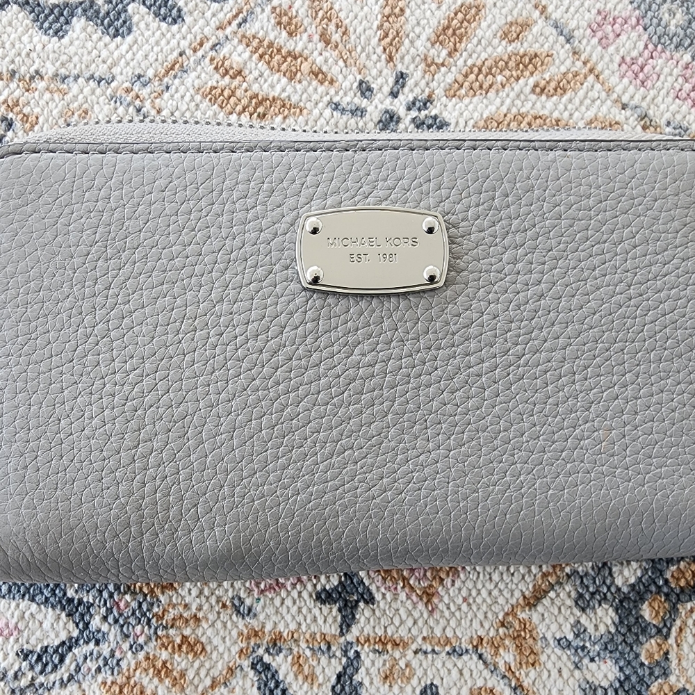 Michael Khors Wallet